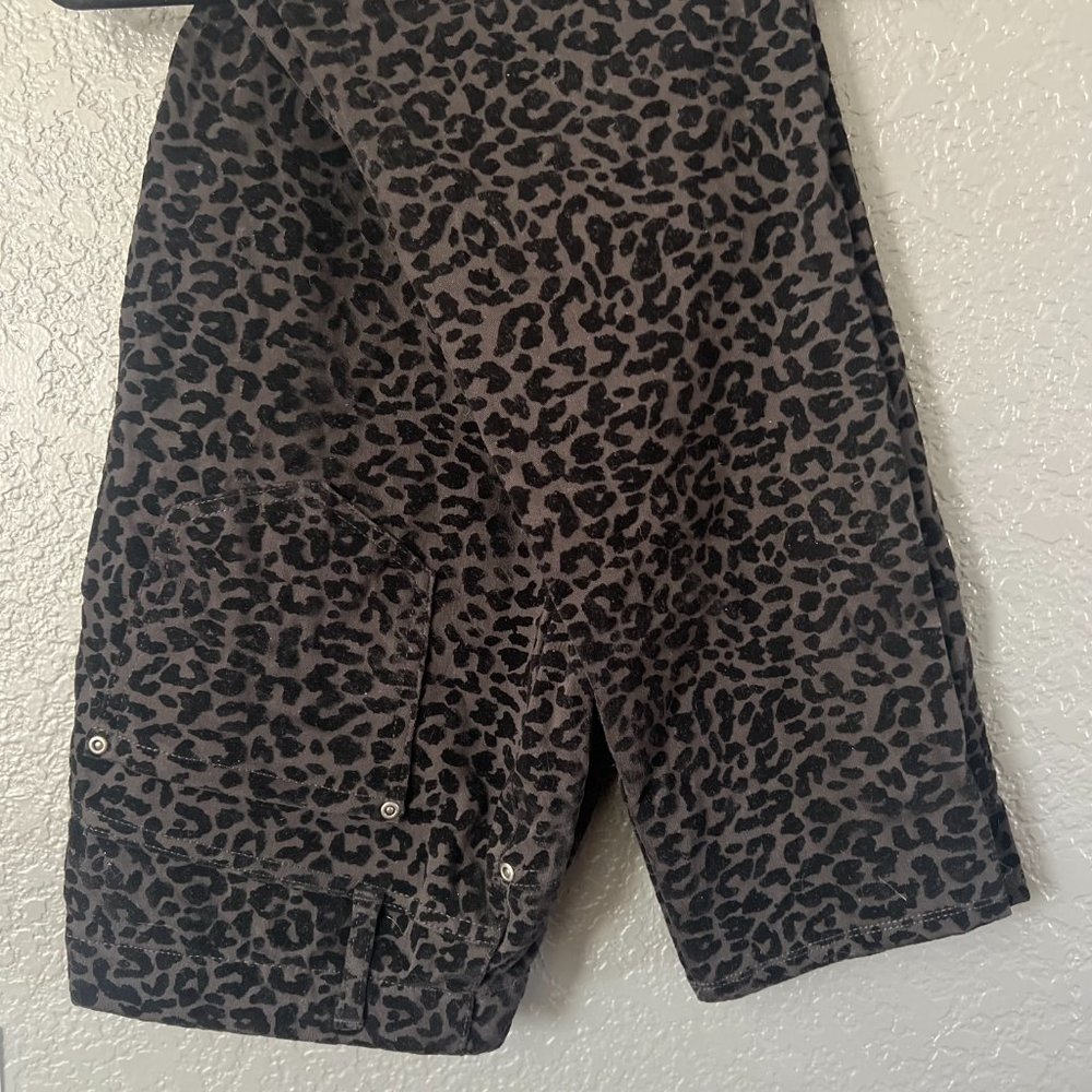 Terra and Sky 14W plus size Jeggings Grey & Black Velvet Leopard
